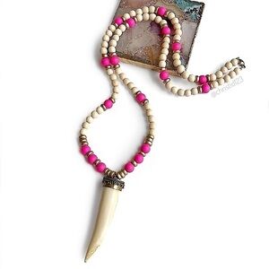 Soft Surroundings Beaded Horn Necklace